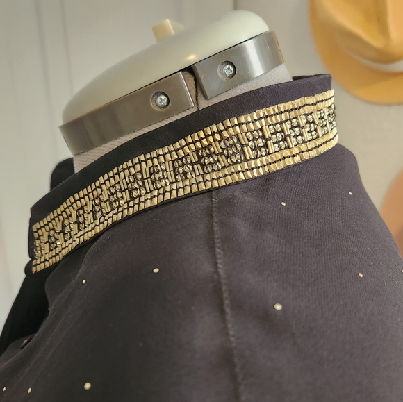 Club Monaco Silk beaded collar button down - Picture 7 of 16